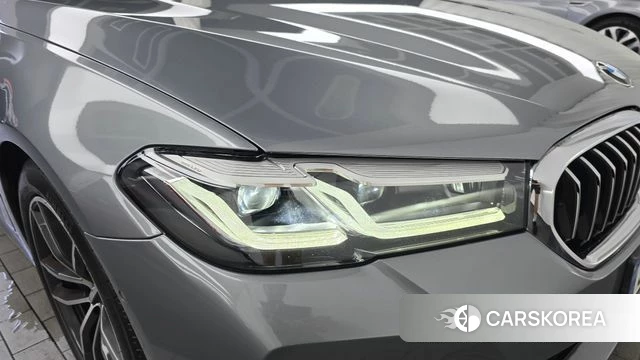 BMW 5 Series (G30) id 4665712 из Кореи 14