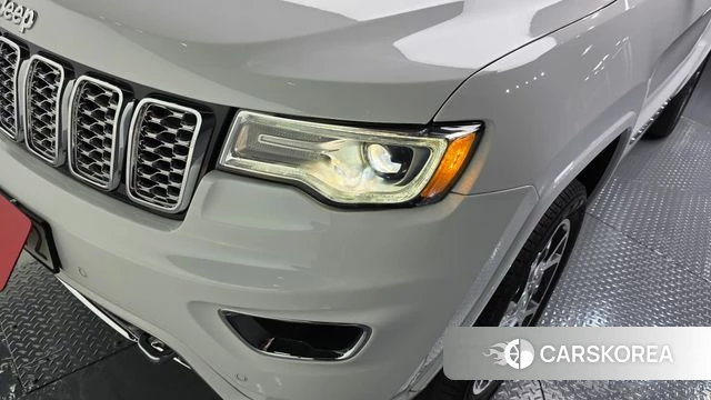 Jeep Grand Cherokee id 4283853 из Кореи 14
