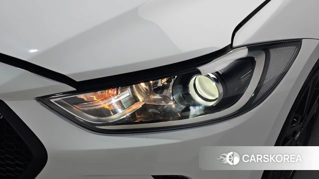 Hyundai Avante AD id 4918910 из Кореи 14