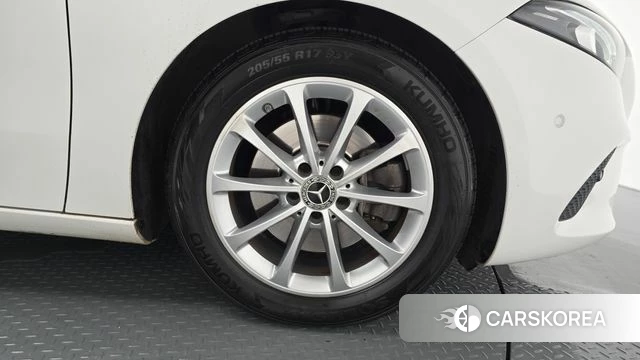 Mercedes-Benz A-Class W177 id 4551018 из Кореи 14