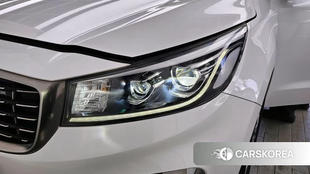 Kia The New Carnival id 4318107 из Кореи 14