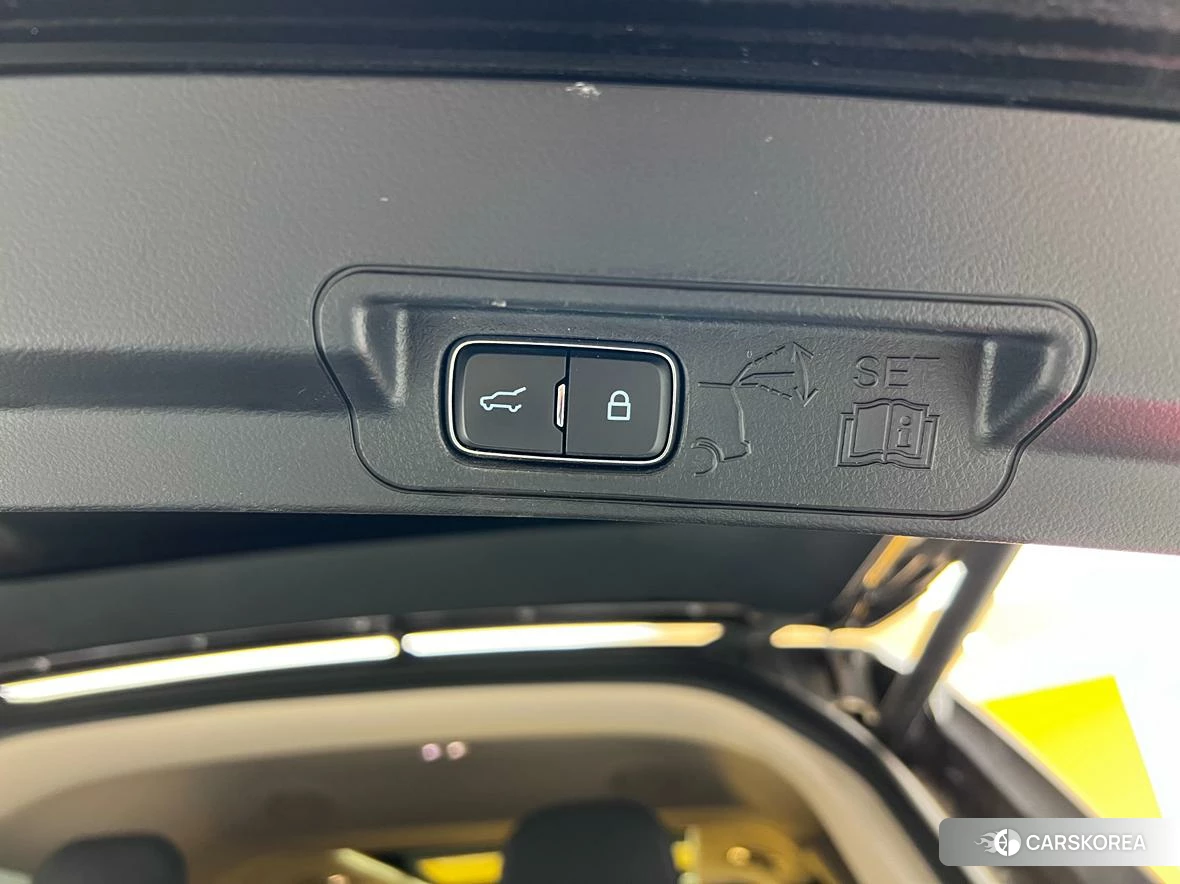 Ford Explorer id 4453689 из Китая 14