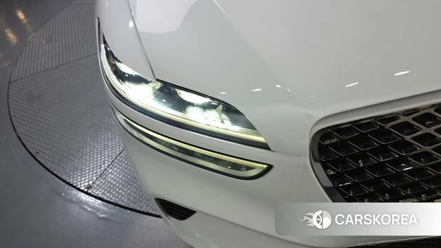 Genesis GV70 id 4323840 из Кореи 14