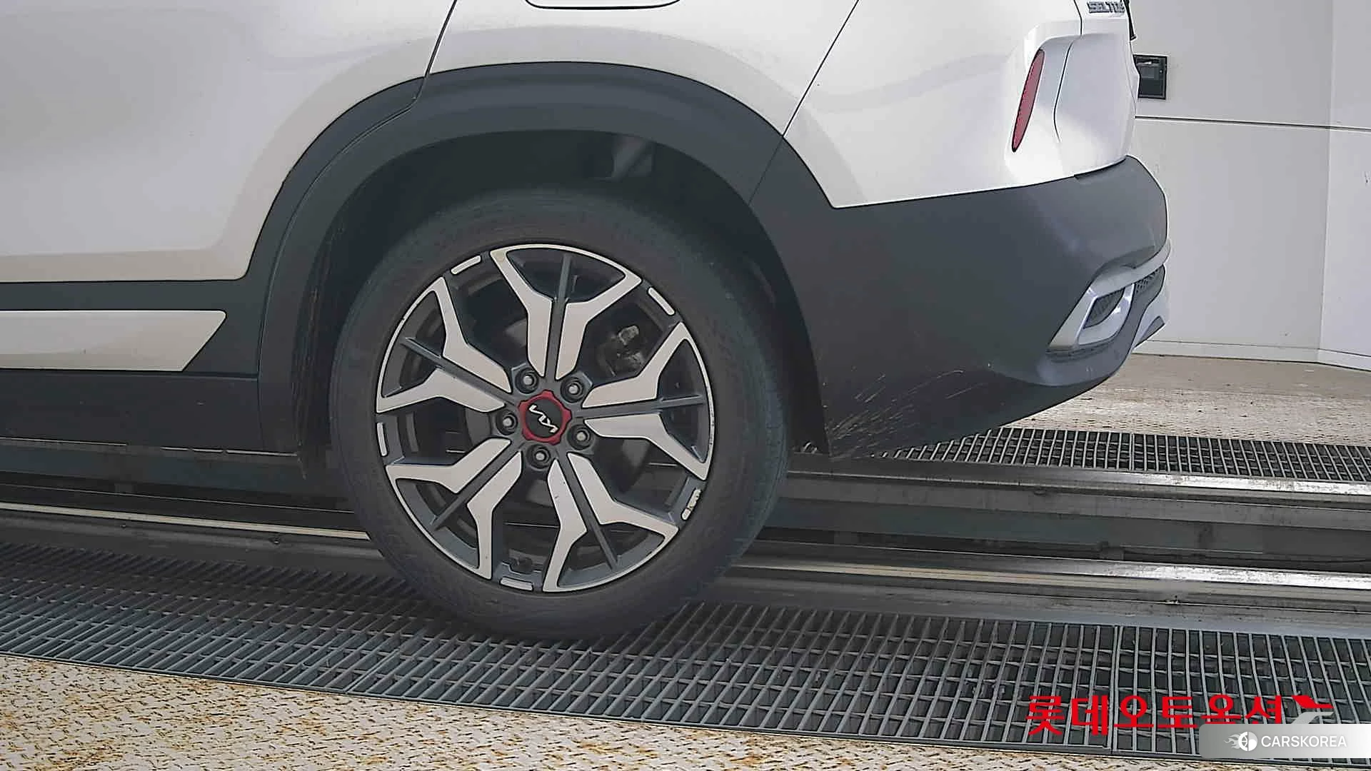 Kia Seltos id 4679365 из Кореи 14