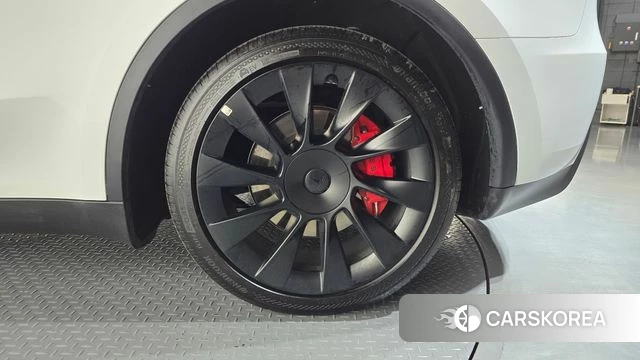 Tesla Model Y id 4549058 из Кореи 14