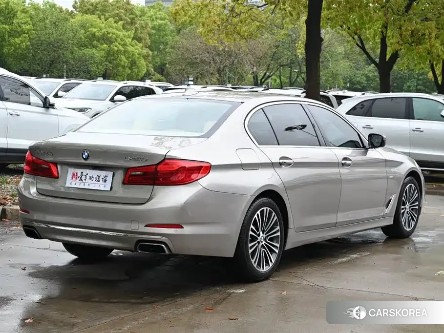 BMW 5 series id 4599773 из Китая 14