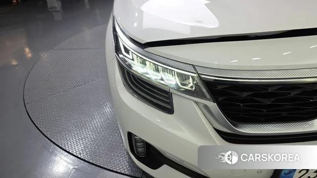 Kia Seltos id 4389135 из Кореи 14