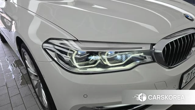 BMW 5 Series (G30) id 4520854 из Кореи 14
