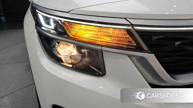 Kia Seltos id 4428578 из Кореи 14