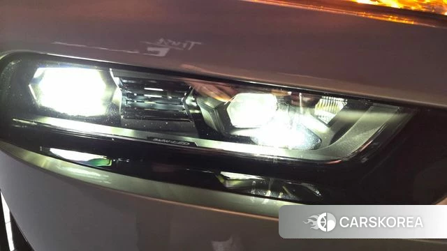 BMW 7 Series (G70) id 4560373 из Кореи 14