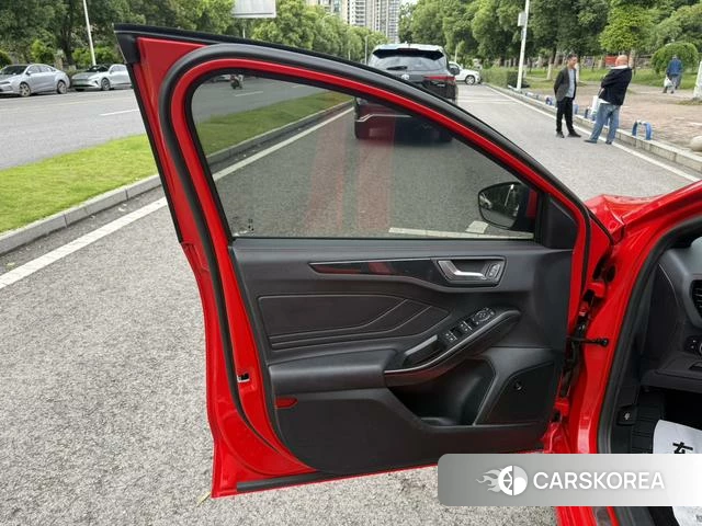 Ford Fox id 4253427 из Китая 14