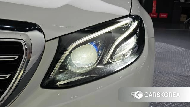 Mercedes-Benz E-Class W213 id 4525860 из Кореи 14