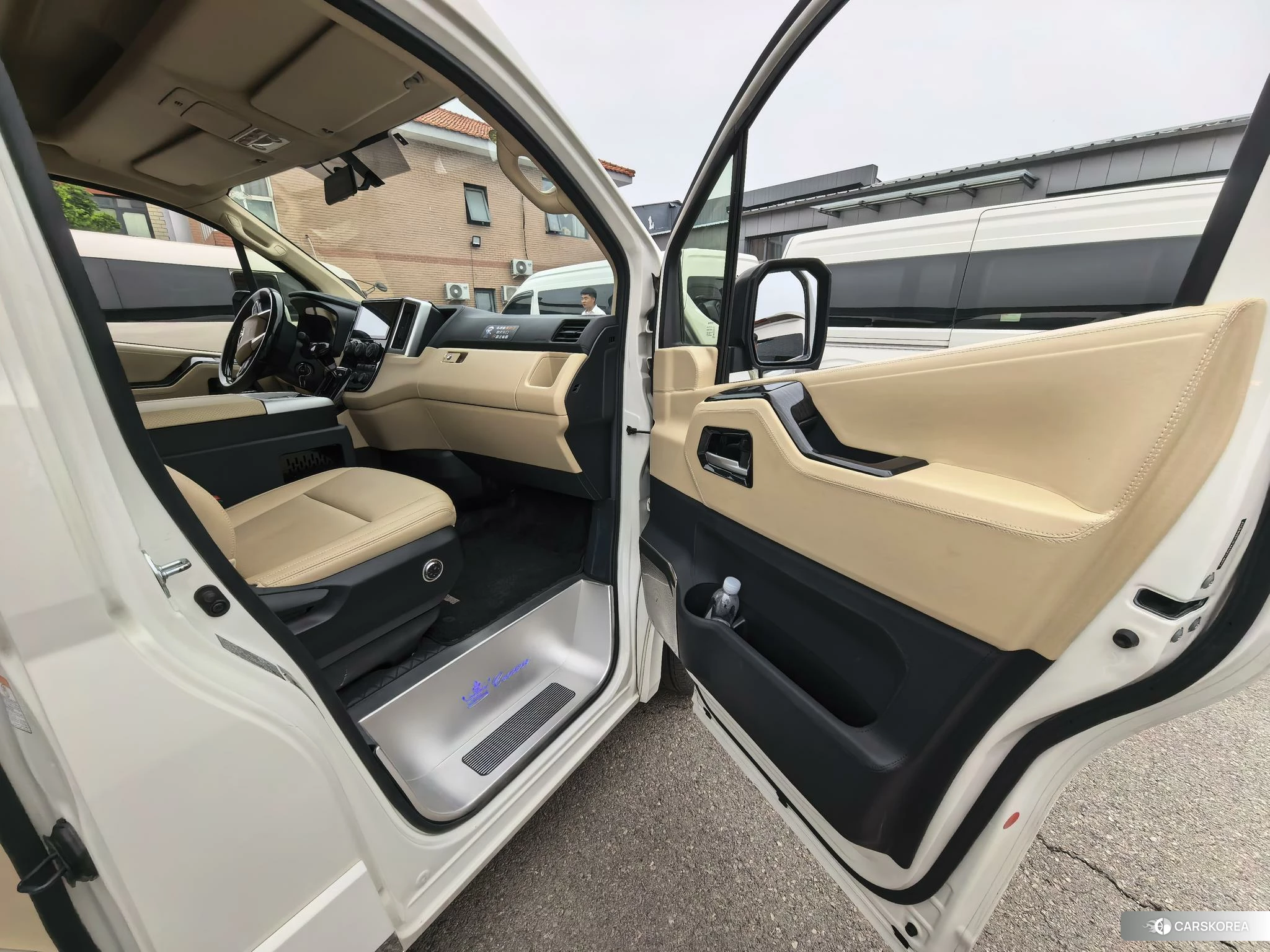 Toyota Hiace id 4455891 из Китая 14