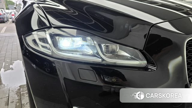 Jaguar All New XJ id 4562927 из Кореи 14