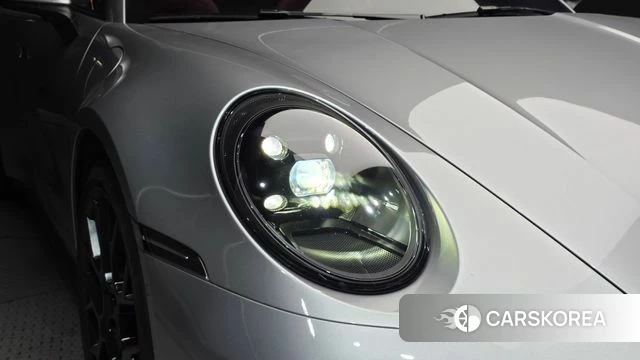 Porsche 911(992) id 4880342 из Кореи 14