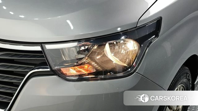 Hyundai The New Grand Starex id 4345823 из Кореи 14