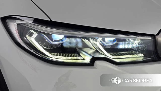 BMW 3 Series (G20) id 4937195 из Кореи 14