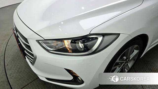 Hyundai Avante AD id 4295156 из Кореи 14