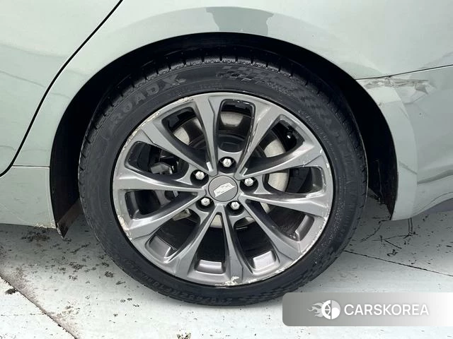 Cadillac CT5 id 4182461 из Китая 14
