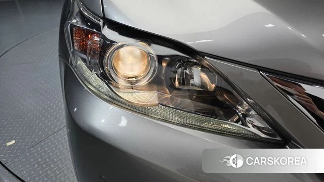 Lexus CT200h id 4371899 из Кореи 14
