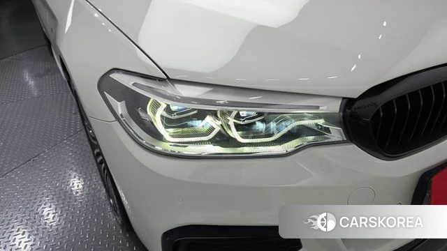 BMW 5 Series (G30) id 4581516 из Кореи 14