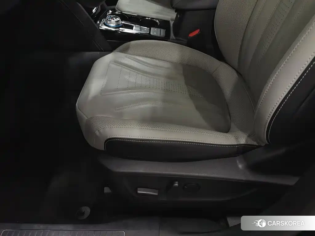 Ford Escape id 4649380 из Китая 14