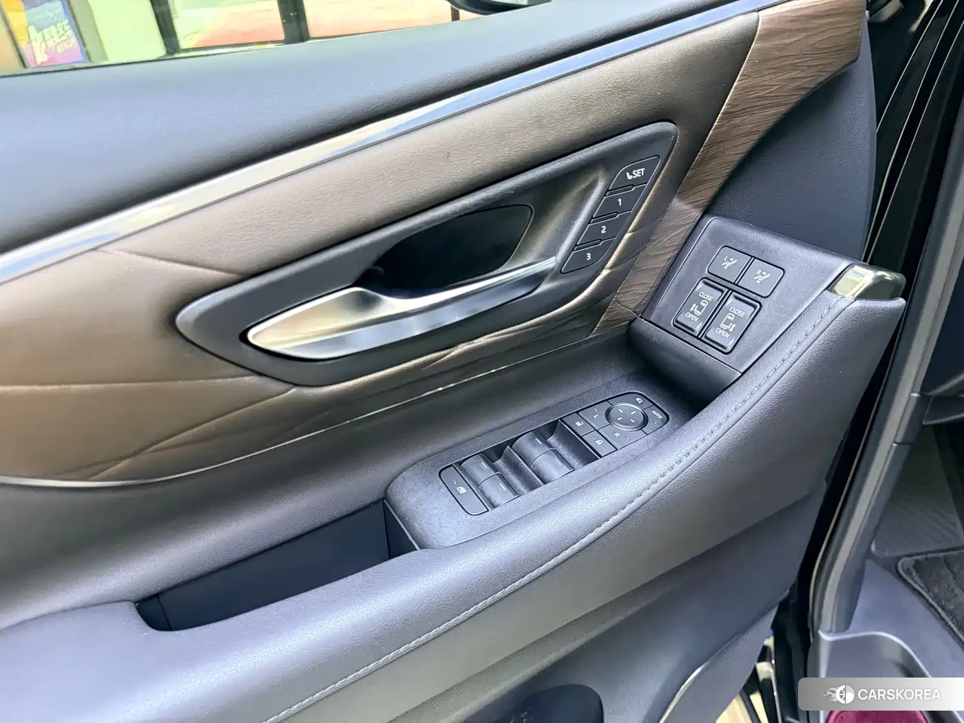 Toyota Alphard id 4559630 из Китая 14
