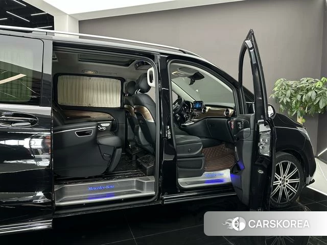 Mercedes-Benz V-class id 4256276 из Китая 14