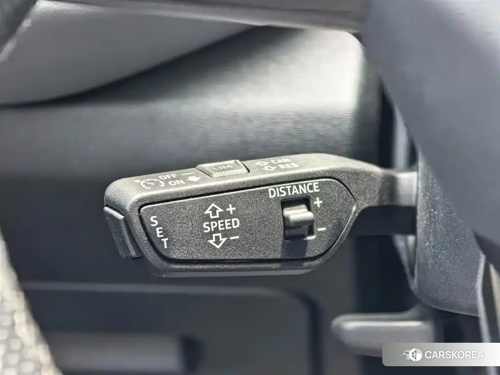 Audi Q5L id 4664397 из Китая 14