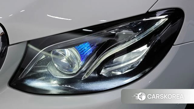 Mercedes-Benz E-Class W213 id 4251272 из Кореи 14