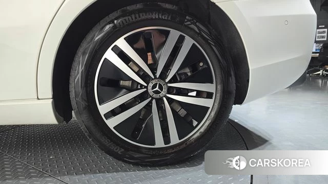 Mercedes-Benz A-Class W177 id 4529279 из Кореи 14
