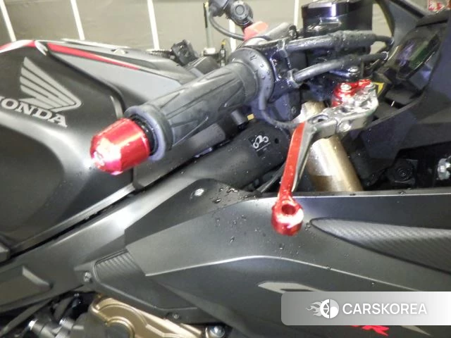 Honda CBR650R id 3947396 из Японии 14