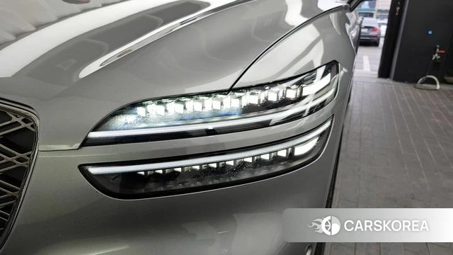Genesis GV70 id 4279443 из Кореи 14