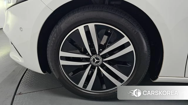 Mercedes-Benz A-Class W177 id 4268395 из Кореи 14