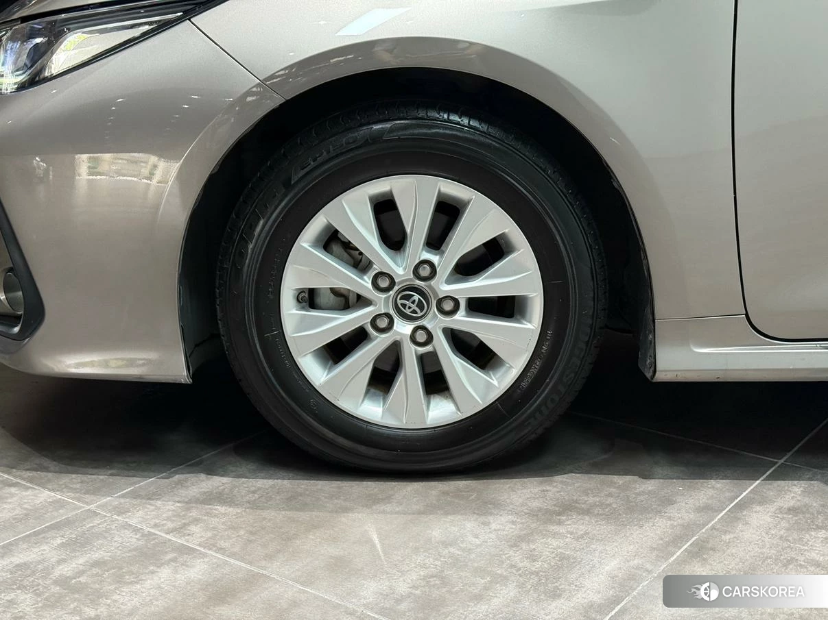 Toyota Corolla id 4452071 из Китая 14