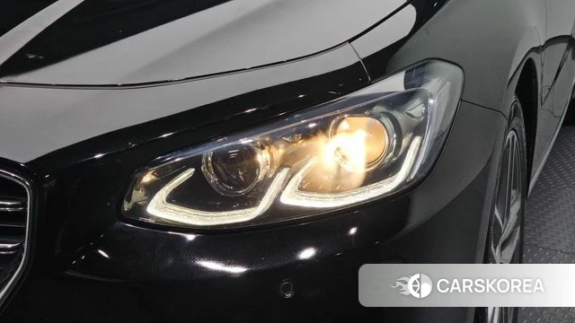 Hyundai Grandeur IG id 4615442 из Кореи 14