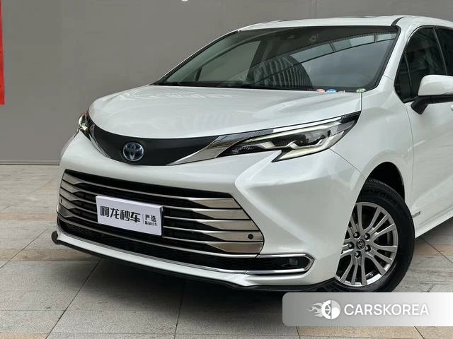 Toyota Saina id 4273624 из Китая 14