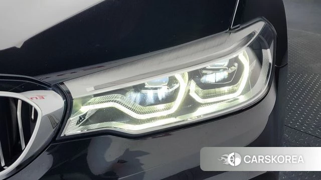 BMW 5 Series (G30) id 4476894 из Кореи 14