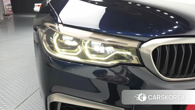 BMW 5 Series (G30) id 4643011 из Кореи 14