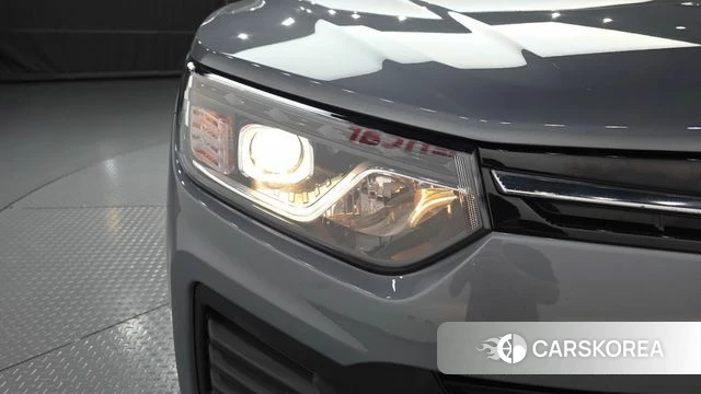 Ssangyong Tivoli Air id 4871796 из Кореи 14