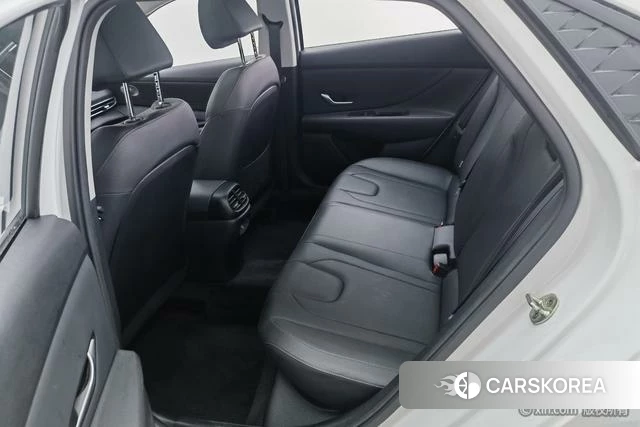 Hyundai Elantra id 4313881 из Китая 14
