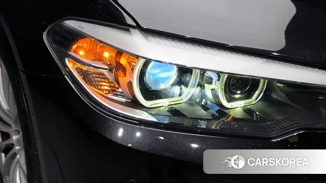 BMW 5 Series (G30) id 4574086 из Кореи 14