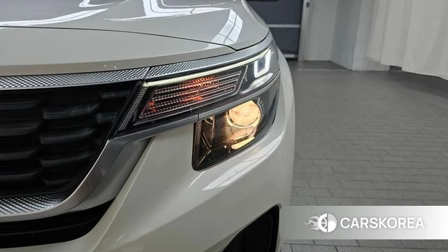 Kia Seltos id 4422880 из Кореи 14