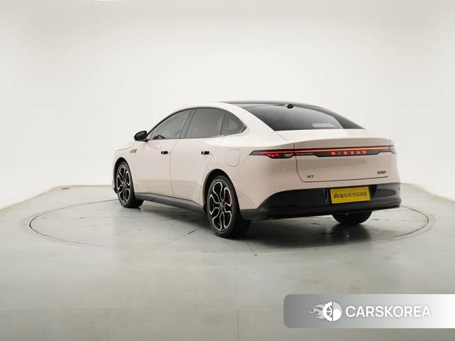 Nissan N7 id 4257729 из Китая 14