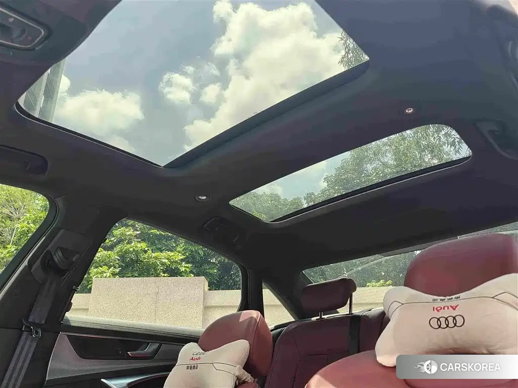 Audi A6L id 4576620 из Китая 14