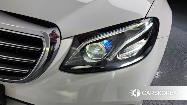 Mercedes-Benz E-Class W213 id 4430623 из Кореи 14