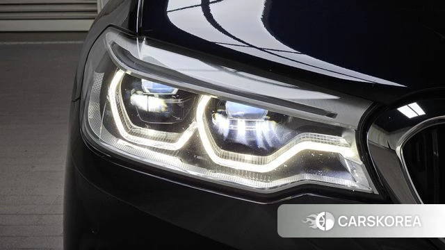 BMW 5 Series (G30) id 4430566 из Кореи 14
