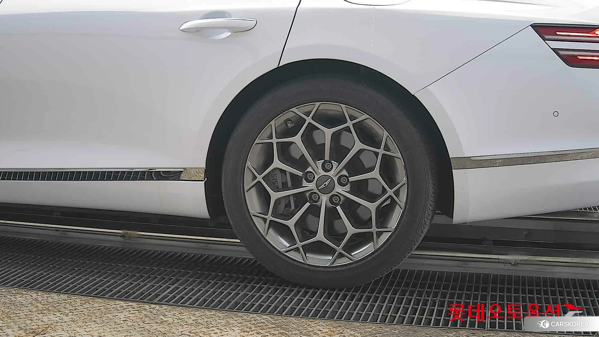 Hyundai G80 id 3875688 из Кореи 14