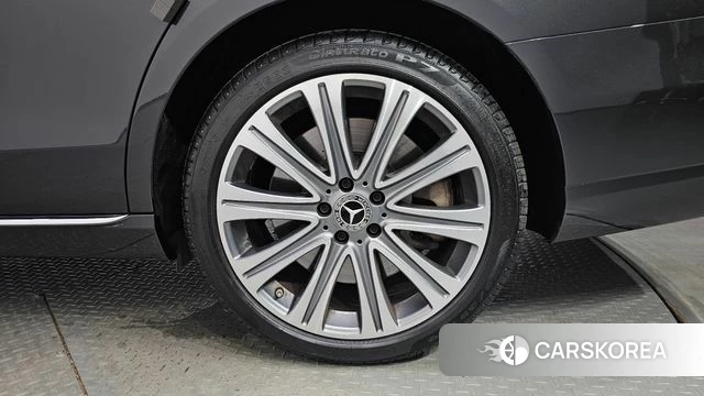 Mercedes-Benz E-Class W213 id 4631870 из Кореи 14