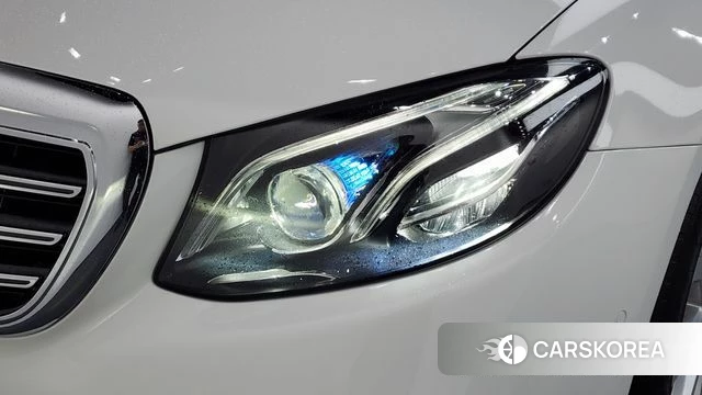 Mercedes-Benz E-Class W213 id 4562981 из Кореи 14